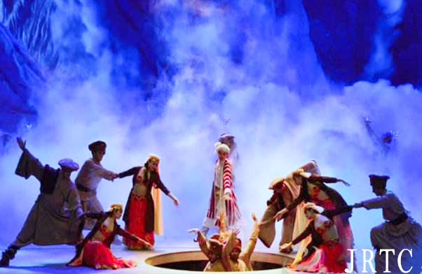 新疆天山天池和大剧院一日游需多少钱？